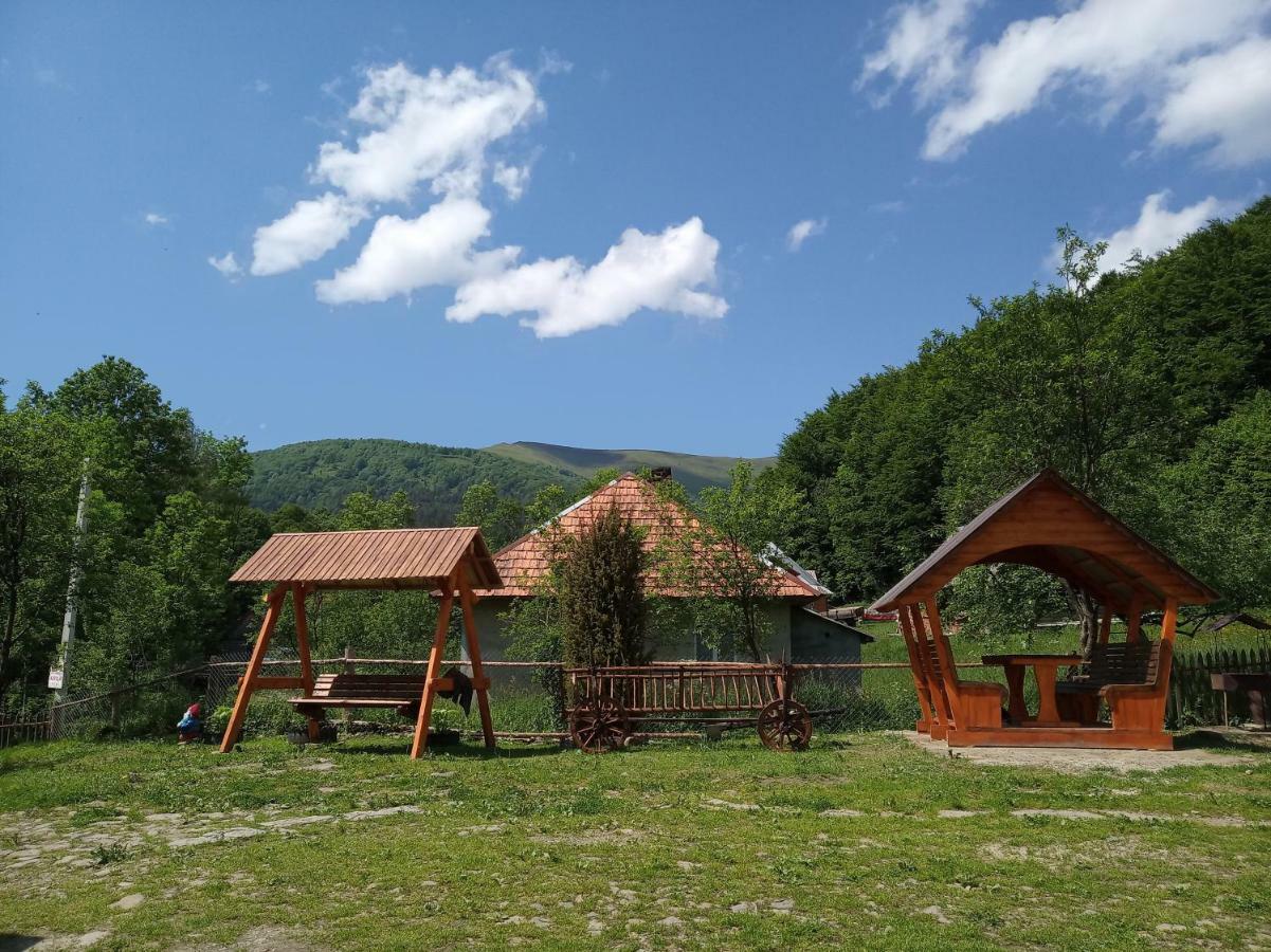Верховинський Котедж Bukovets Екстериор снимка